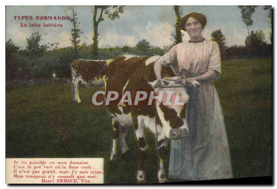 CPA Folklore Types Normands la jolie laitiere Vache 