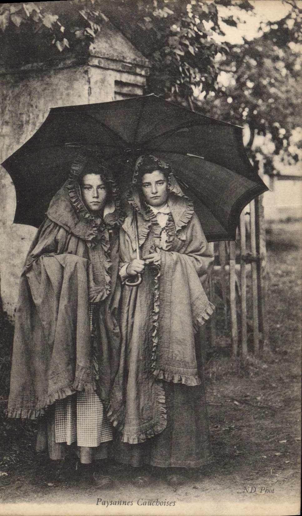 CPA Folklore Paysannes Cauchoises