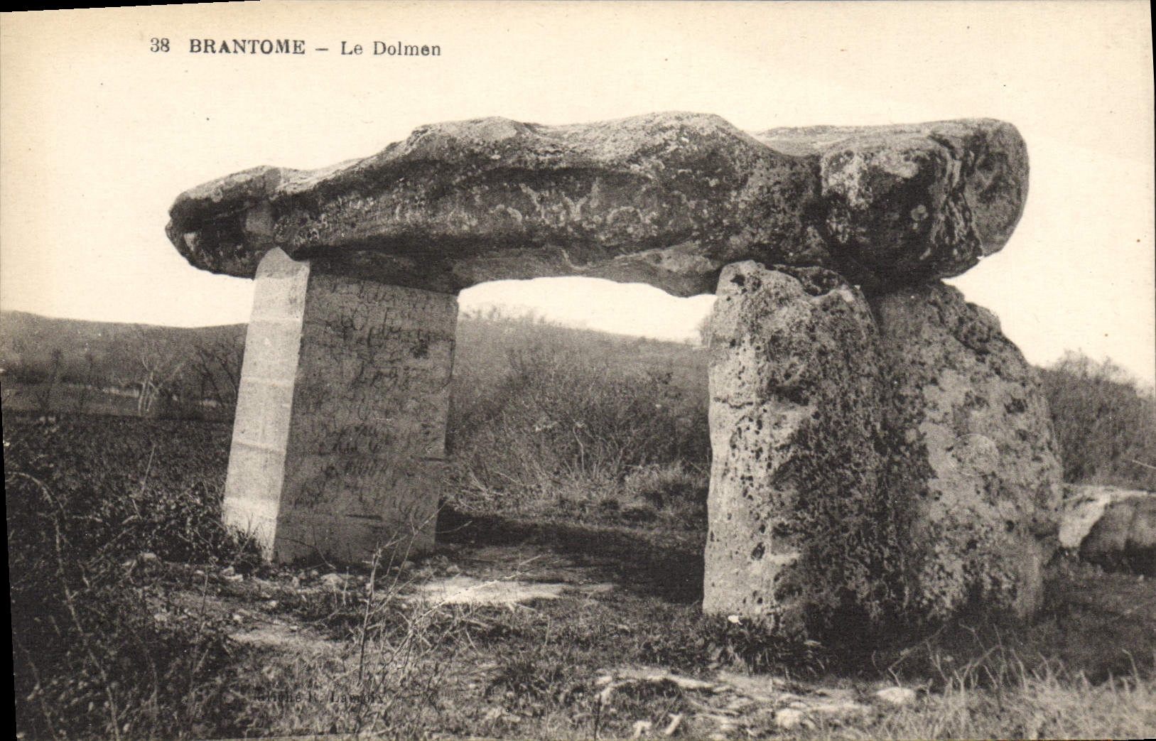 CPA Dolmen Menhir Brantome 