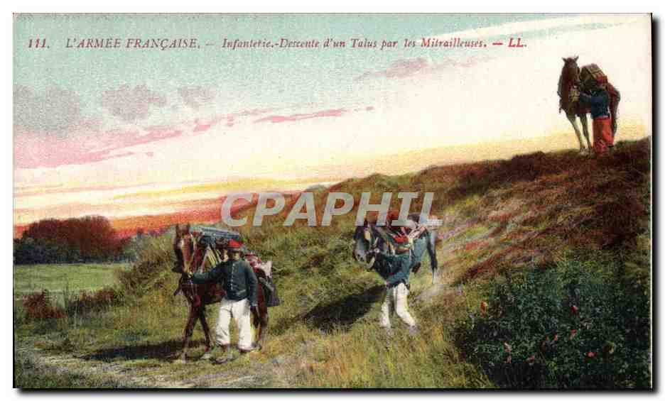 CPA Militaria Infanterie Descente d'un talus par les mitrailleurs