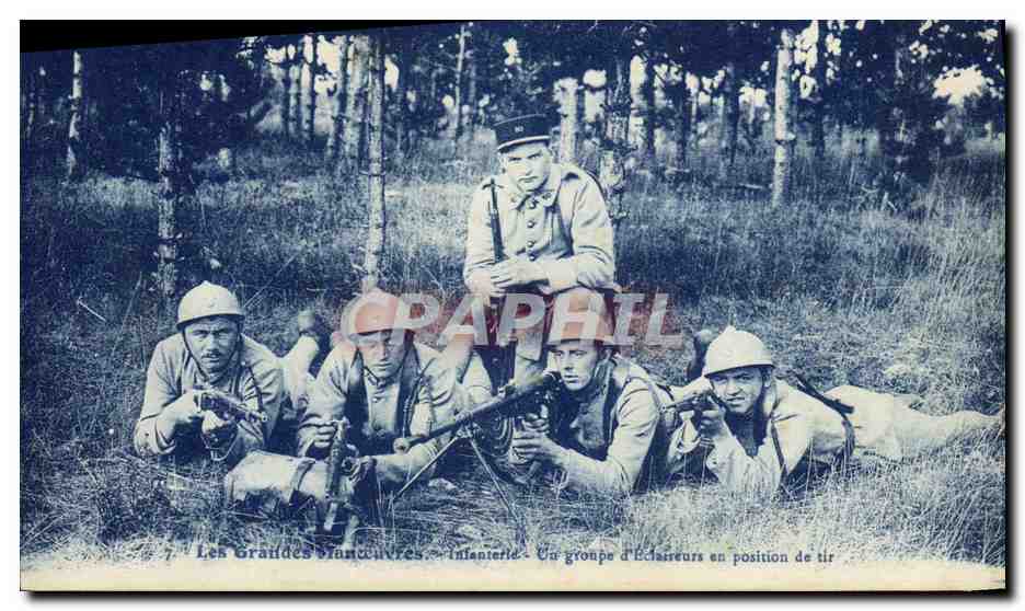 Les Grandes Blancouvrées — Infanterie — Un groupe d'éclaireurs en position de tir