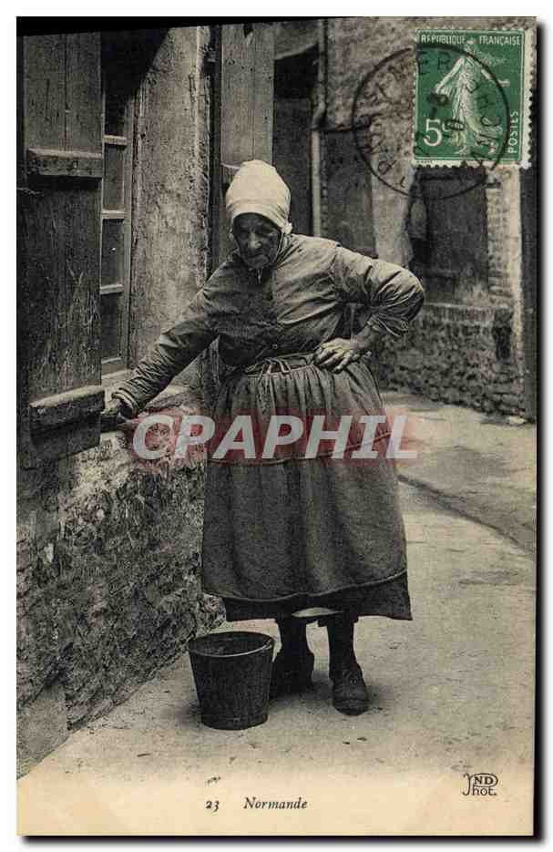 CPA Folklore Normande Normandie 