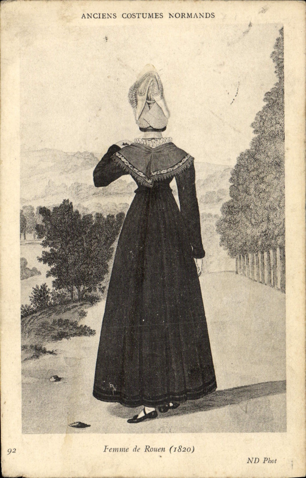 CPA Folklore Normandie Femme de Rouen 1820