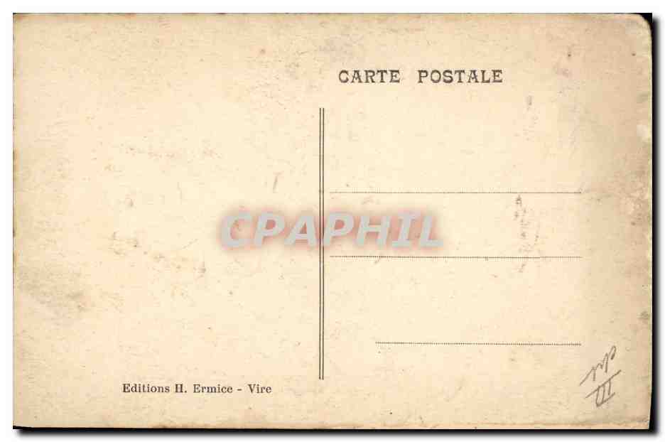 CPA Folklore Normandie Sur le seuil Femme — Verso