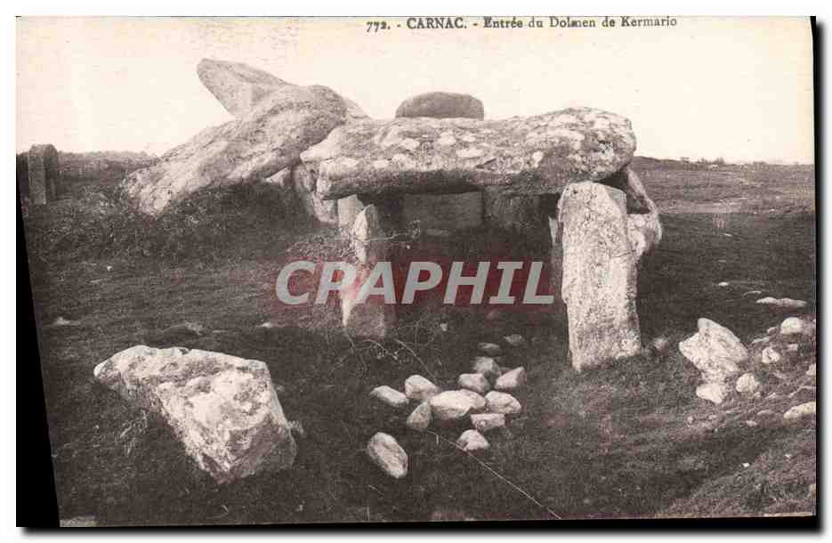 CPA Dolmen Menhir Carnac Entree du dolmen de Kermario