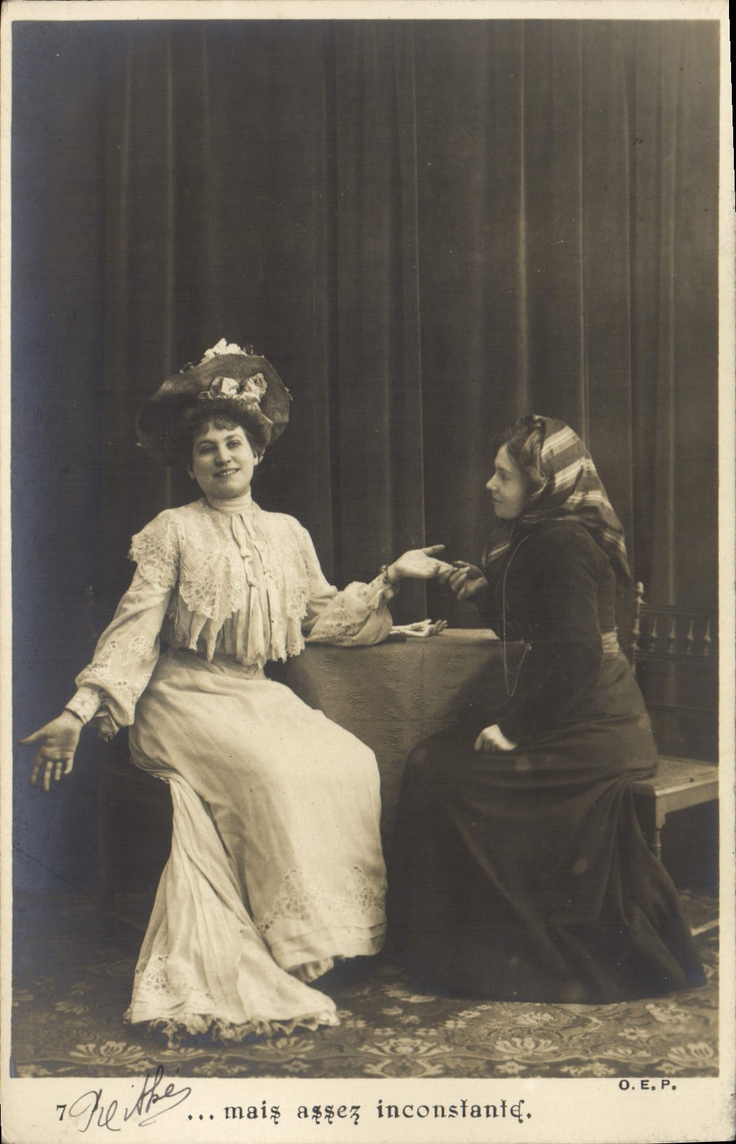 CPA Femme Cartomancienne Voyante 