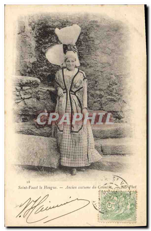 CPA Folklore Saint Vaast La Hougue Ancien costume du Cotentin 