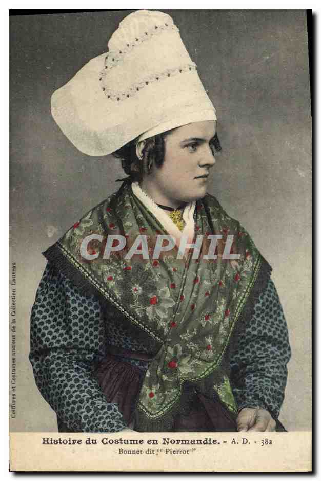 CPA Folklore Normandie Bonnet dit Pierrot 