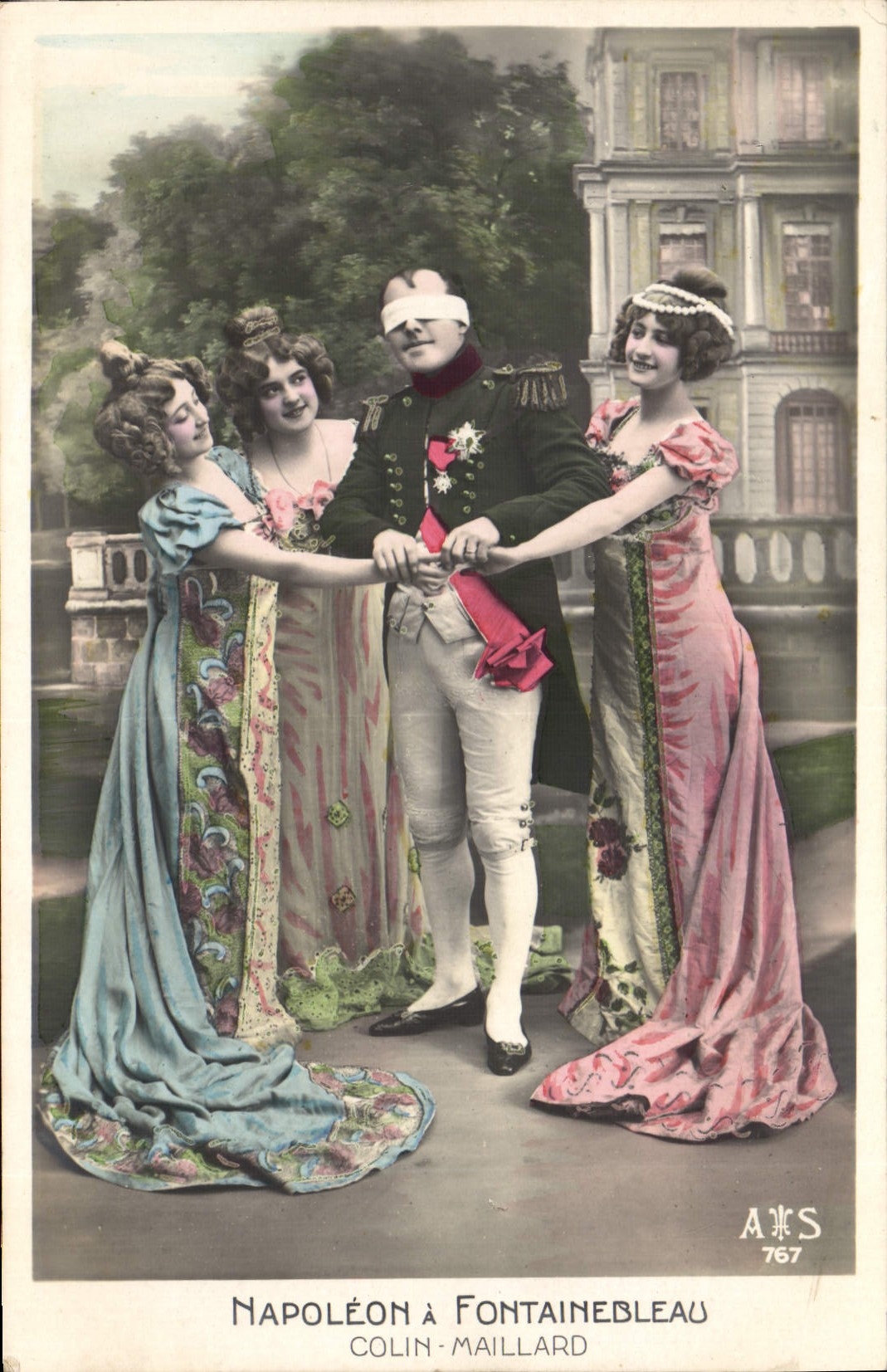 CPA Napoleon 1er a Fontainebleau Colin Maillard