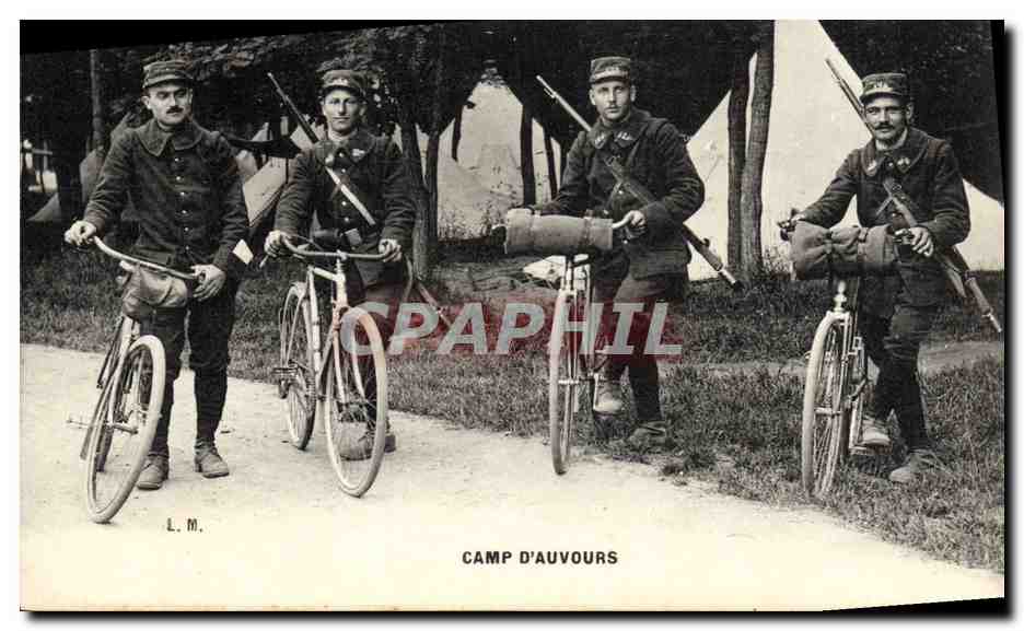 CPA Militaria Camp d'Auvours Velo Cycle 