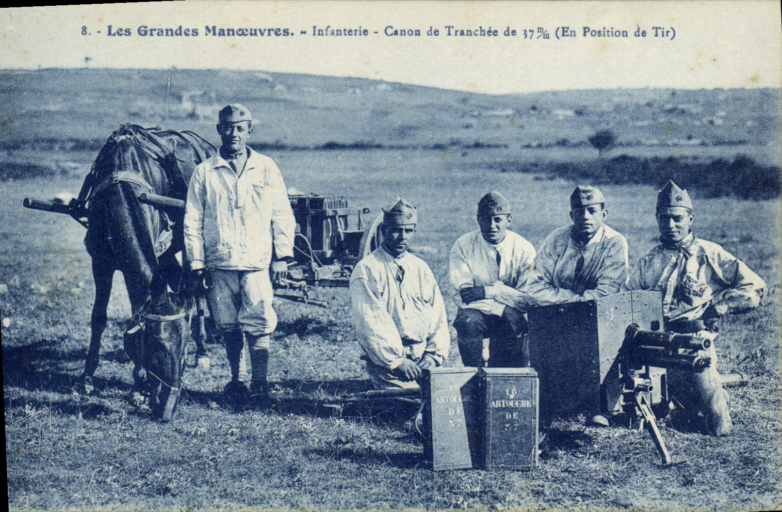 Les Grandes Manœuvres - Infanterie - Canon de Tranchée de 37 mm (En Position de Tir) — Photo C. Denauc, Marseille
