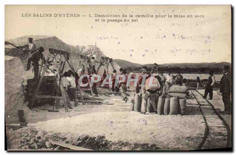 Les Salins d'Hyères — 1. Démolition de la camelle pour la mise en secs et le pesage du sel