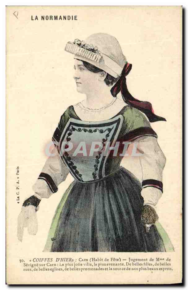 CPA Folklore Normandie Caen Habit de fete 