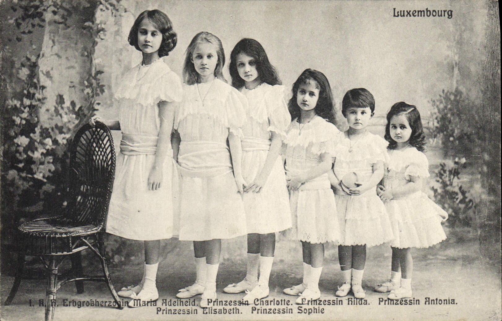 Six princesses luxembourgeoises — Luxembourg — Ch. Bernhuet, n° 2452