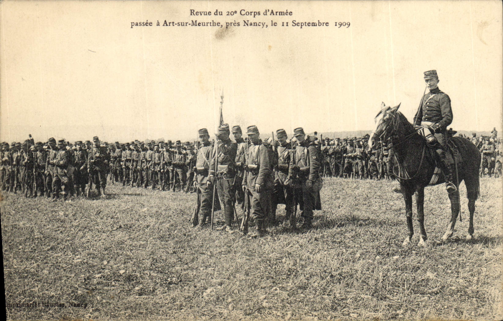 CPA Militaria Revue du 20eme Corps d'armee passee a Art sur Meurthe pres Nancy 