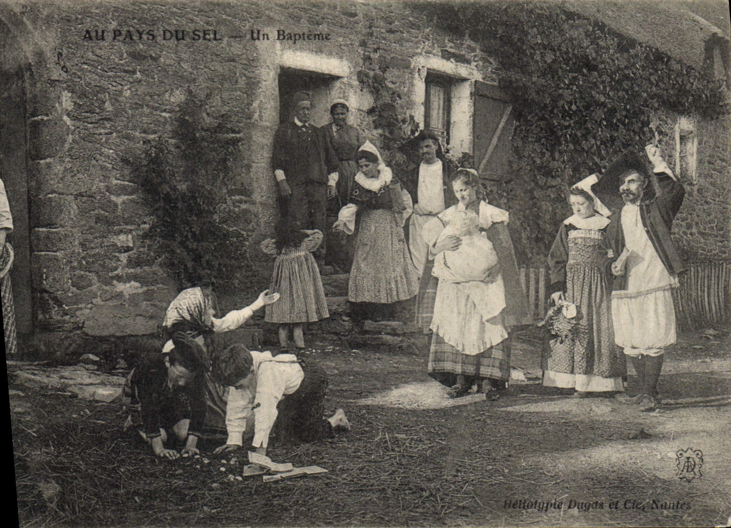 Au Pays du Sel — Un Baptême — Héliotypie Dugos et Cie, Nantes