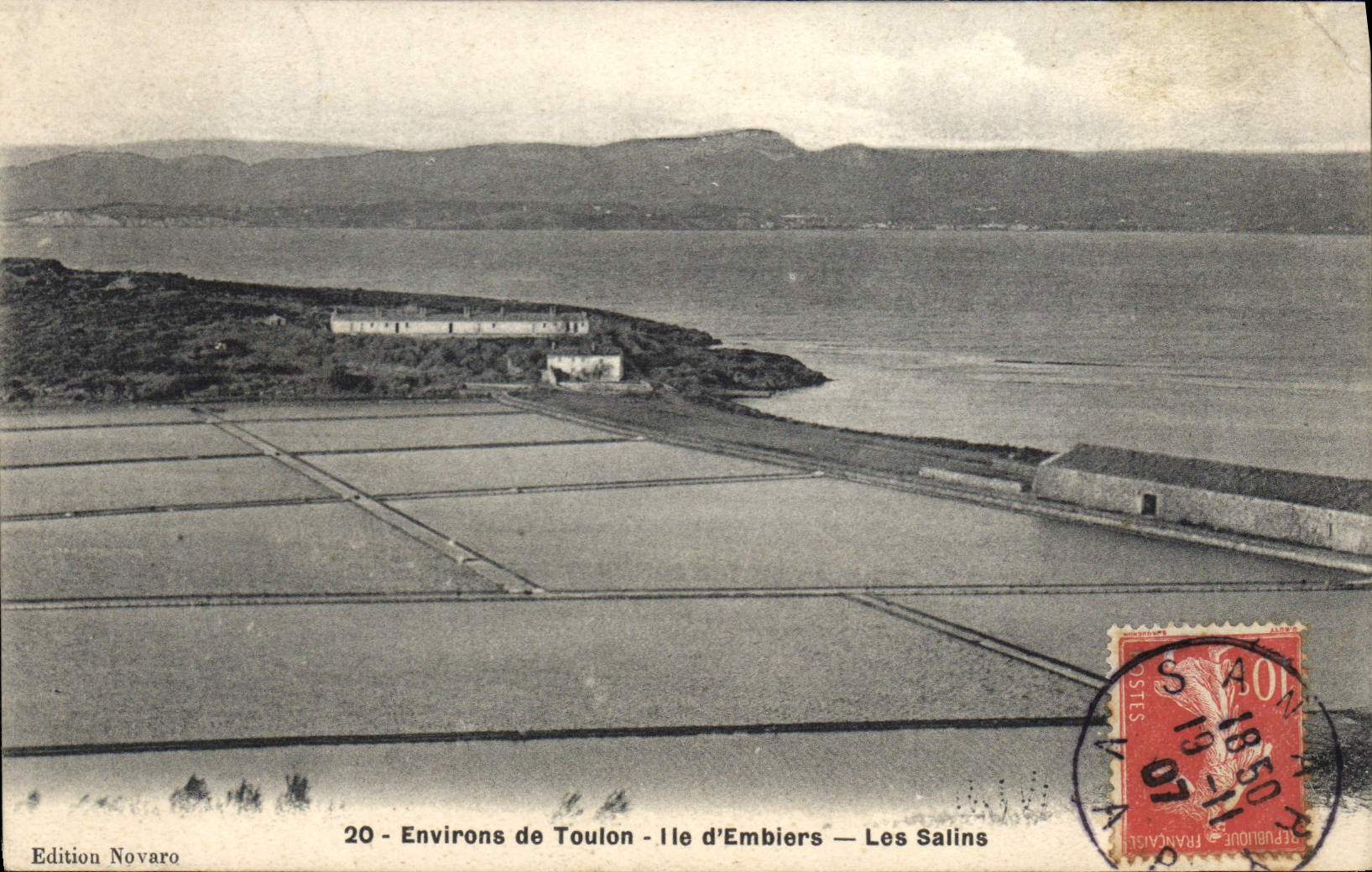 Environs de Toulon - Ile d'Embiers — Les Salins — Edition Novaro n°20