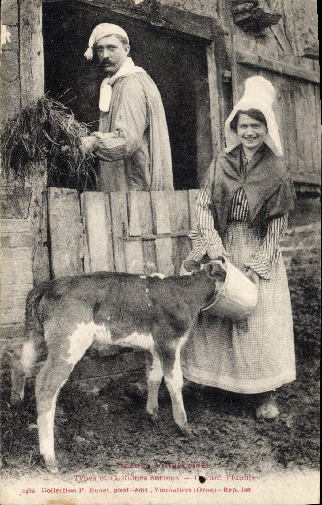 CPA Folklore L'etable Veau 