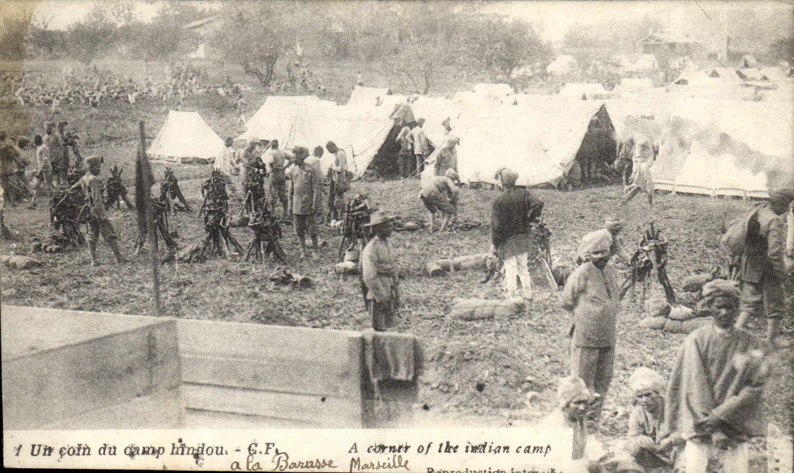 CPA Militaria Un coin du camp hindou 