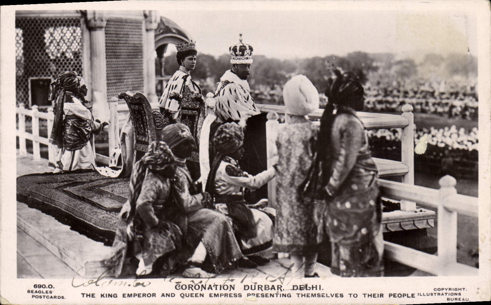 Coronation Durbar, Delhi — Le Roi Empereur et la Reine Impératrice présentant leurs personnes à leur peuple — Beagles' Postcards n°690.O