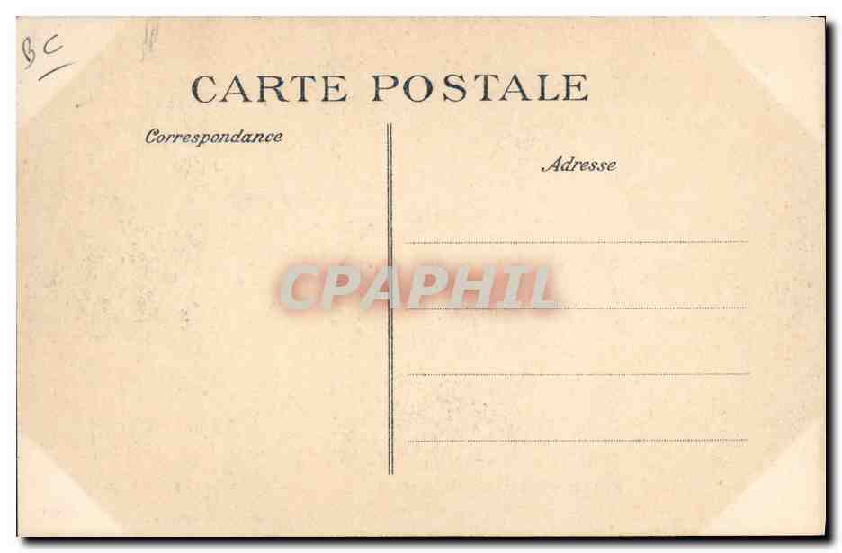 Visite des souverains anglais à Paris 1914 — La Revue de Printemps — Le Roi Georges V et le Président descendent de la Tribune — Éditeur B.L.D. — Reverso