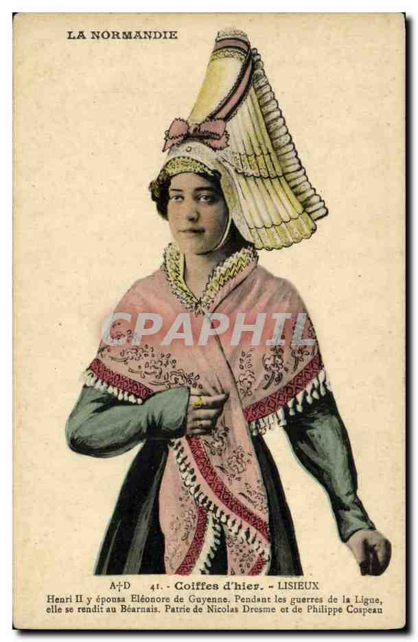 CPA Folklore Normandie Coiffes d'hier Lisieux