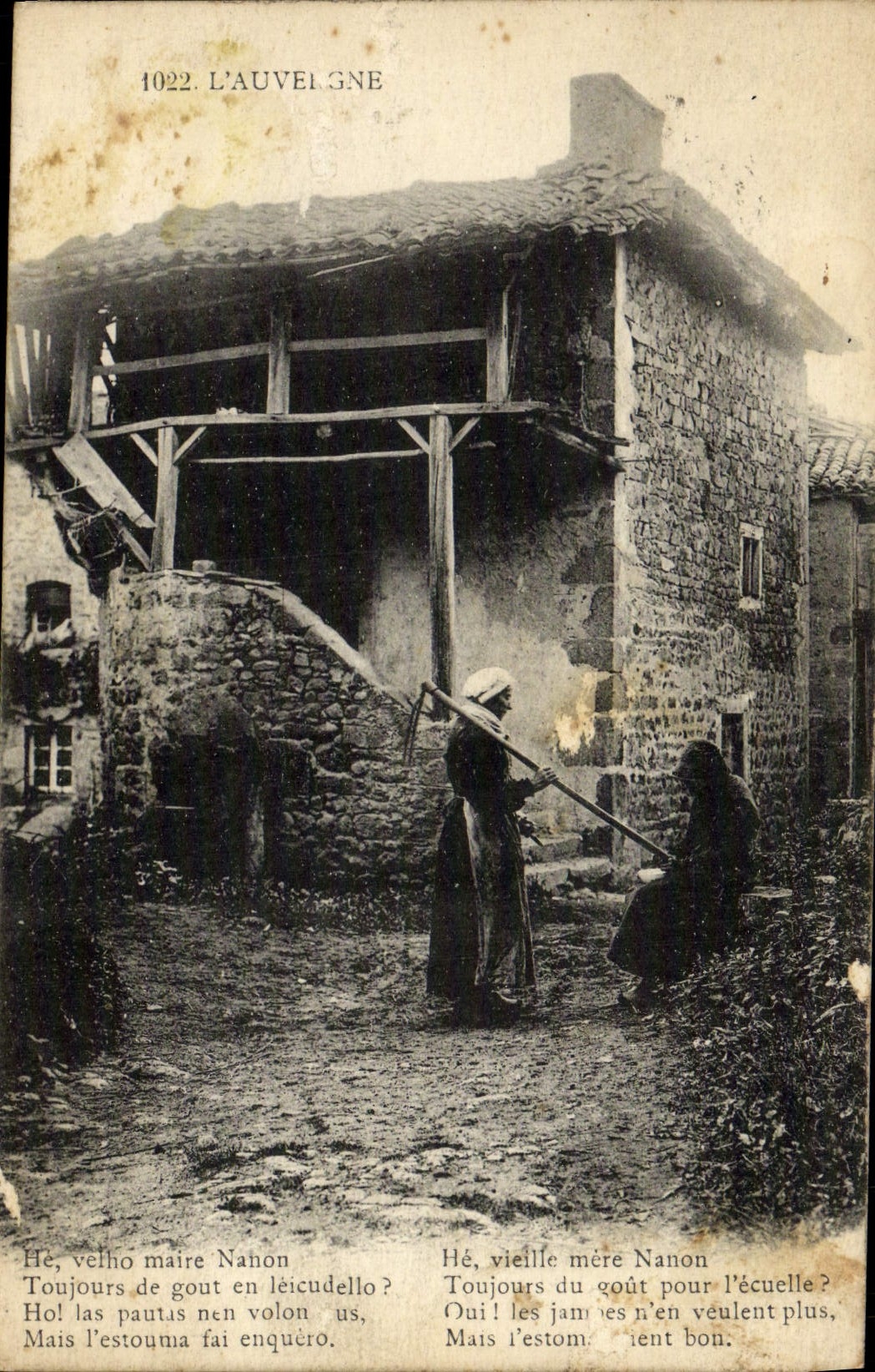 CPA Folklore Auvergne 