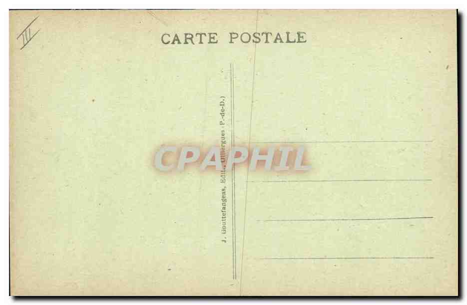 CPA Folklore Auvergne Vieilles chaumieres — Verso