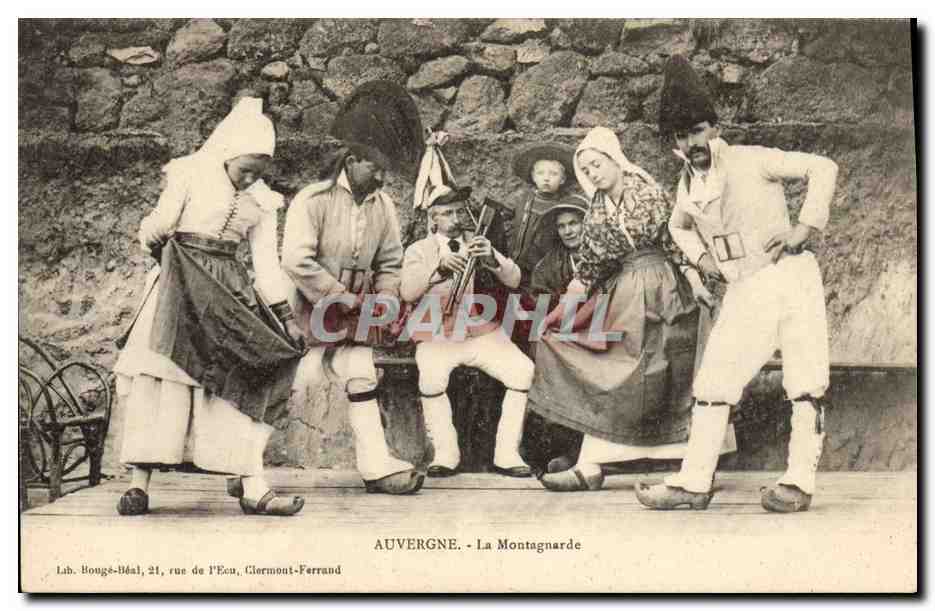 CPA Folklore Auvergne La Montagnarde