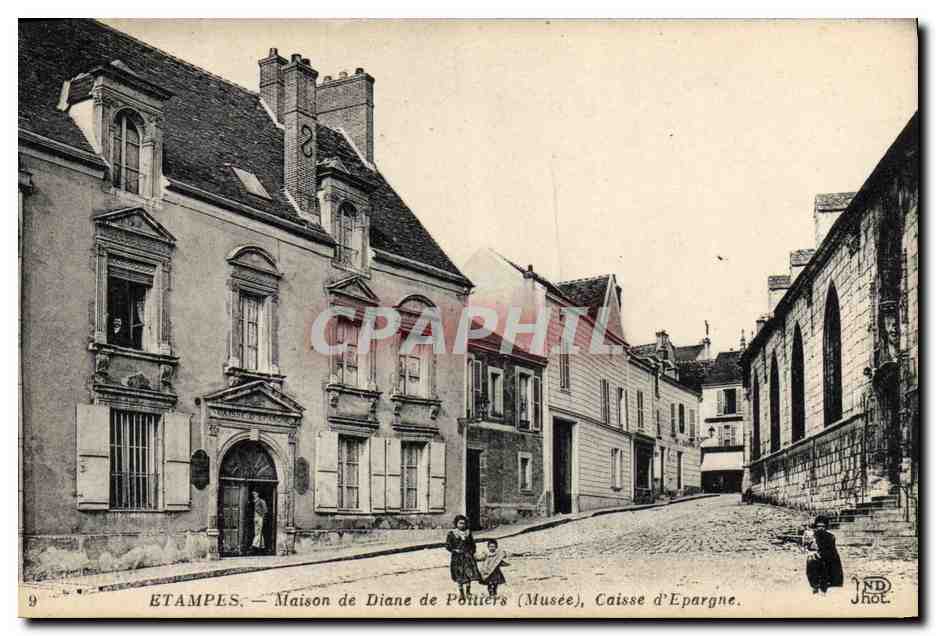 CPA Banque Etampes Maison de Diane de Poitiers Musee Caisse d'Epargne 