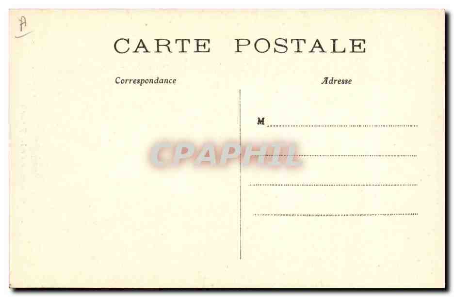 CPA Folklore Costume de la tour d'Auvergne  — Verso