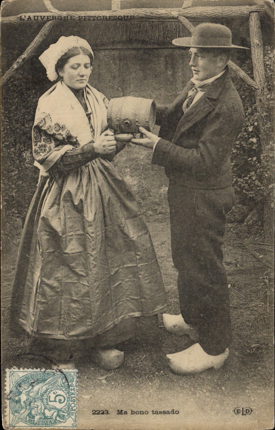 CPA Folklore Auvergne Ma bono tassado