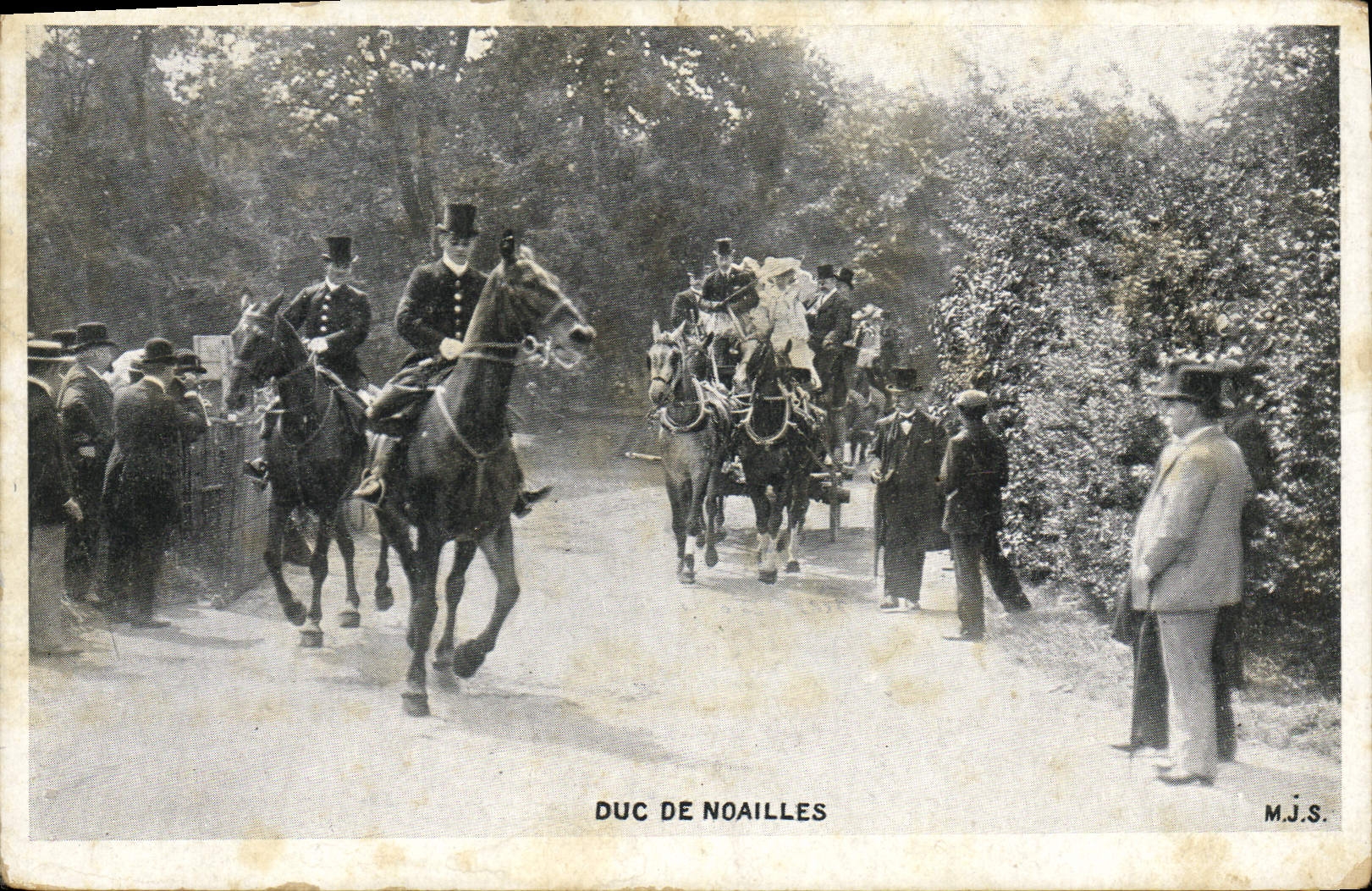 Duc de Noailles — procession équestre — M.J.S.
