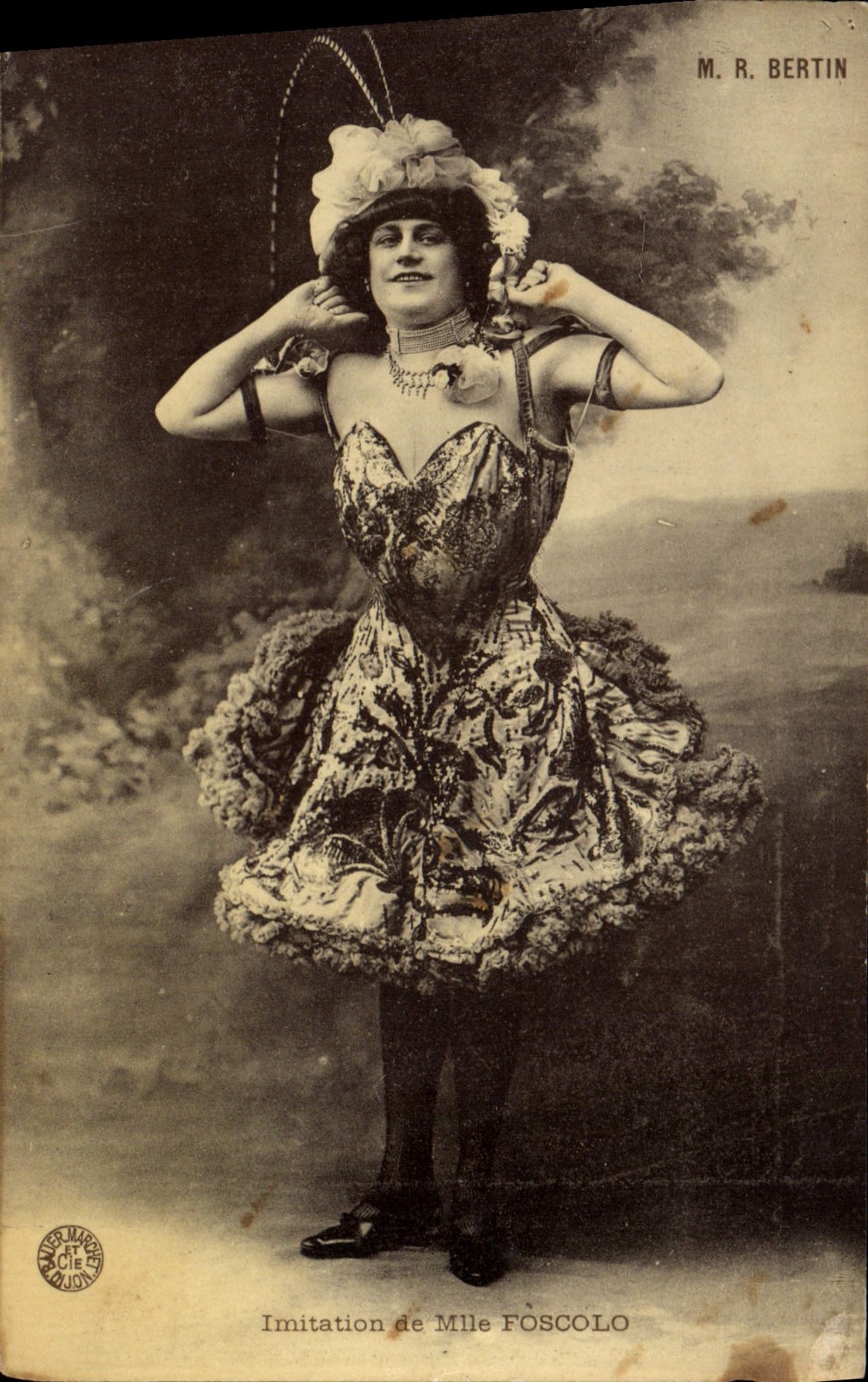 CPA Theatre M R Bertin Imitation de Mlle Foscolo