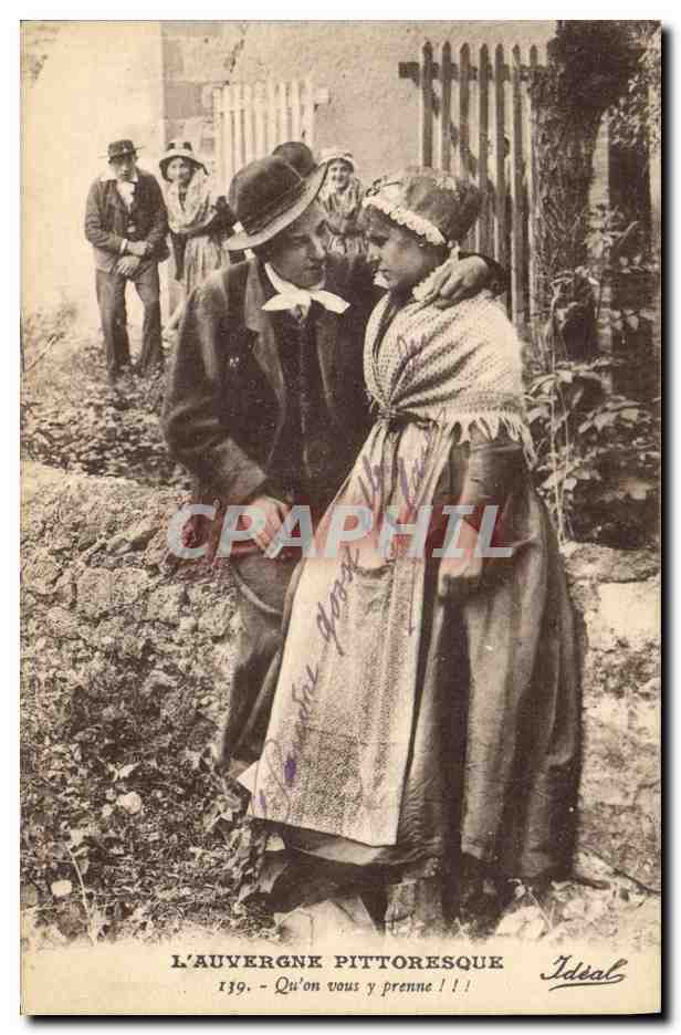 CPA Folklore Auvergne 