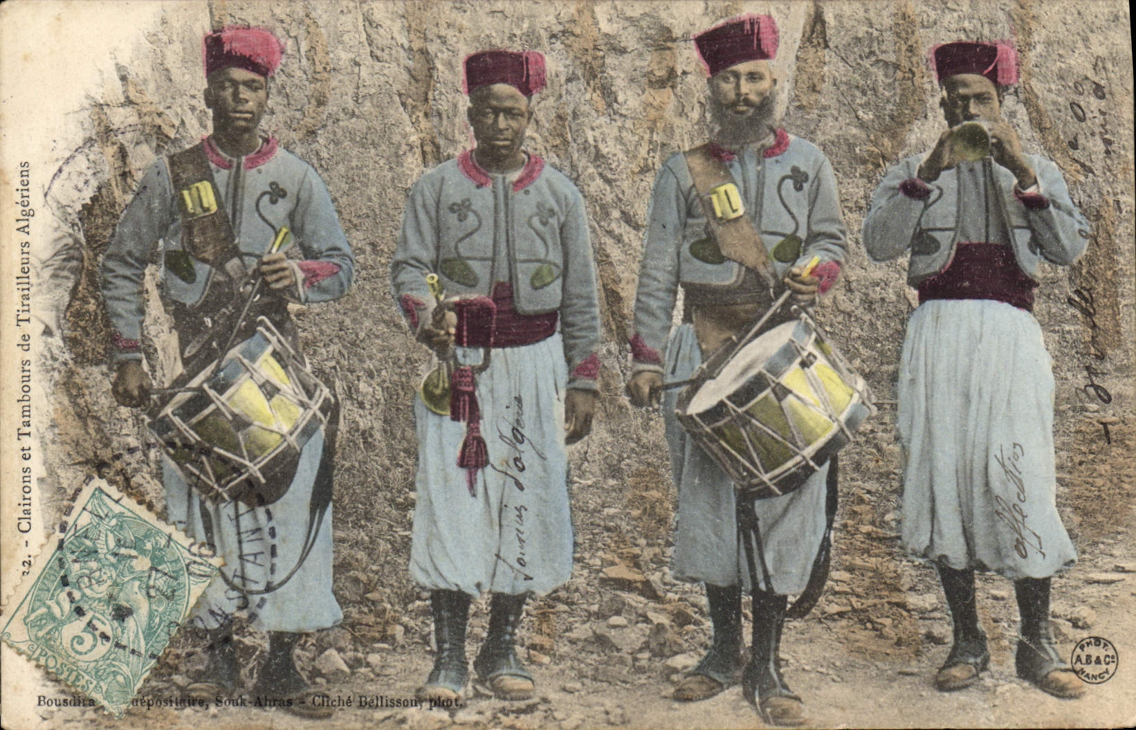 CPA Militaria Clairons et Tambours de Tirailleurs Algeriens 