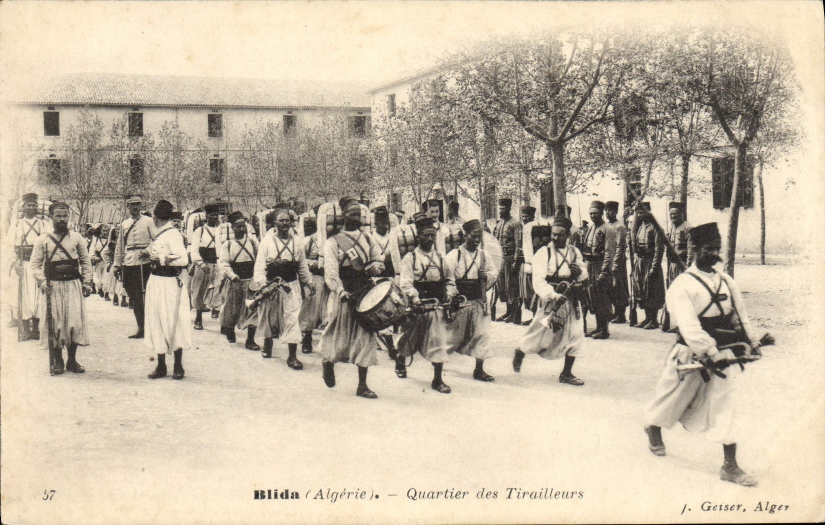 CPA Militaria Blida Algerie Quartier des Tirailleurs 