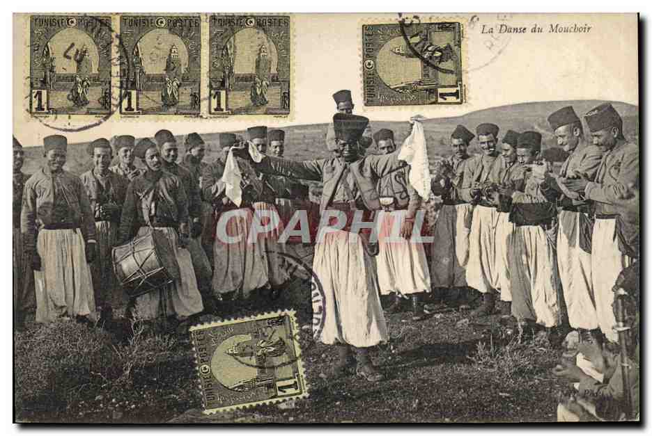 CPA Militaria La danse du Mouchoir Tunisie