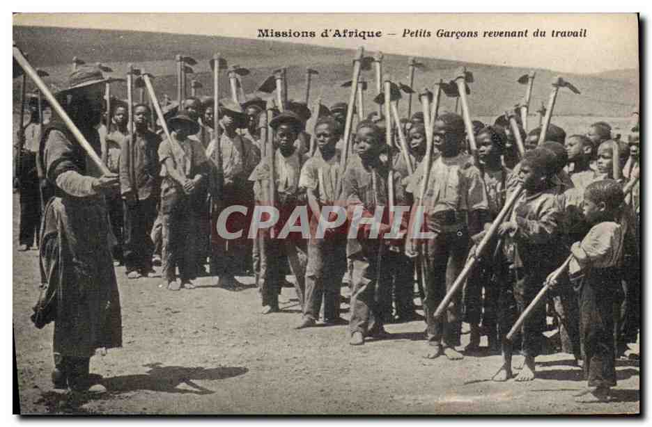 Missions d'Afrique — Petits Garçons revenant du travail — Éditeur non visible