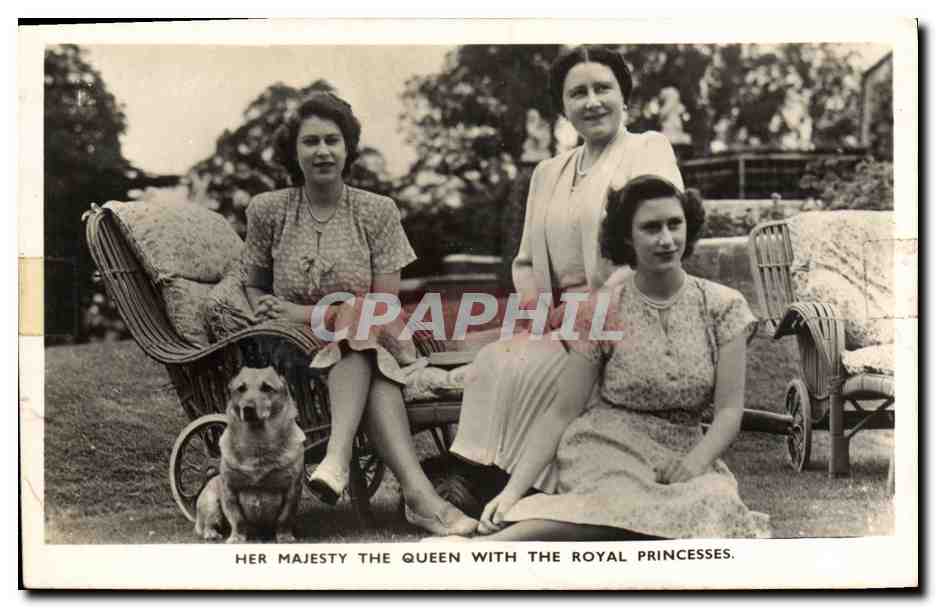 CPA Her majesty The Queen with the Royal Princess Chien