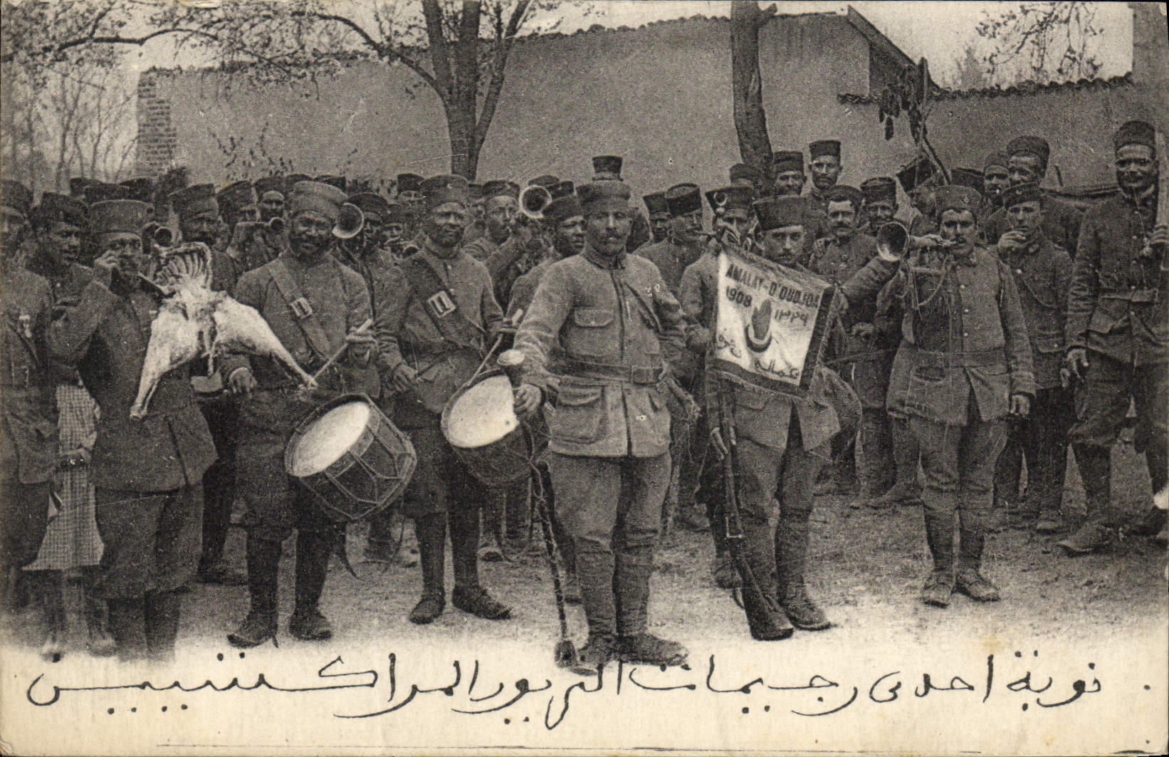 CPA Militaria La nouha d'un regiment de tirailleurs 