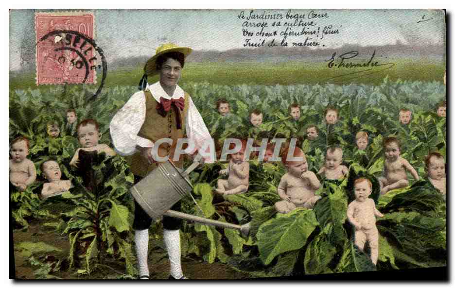 CPA Fantaisie Enfants Bebe Jardinier 