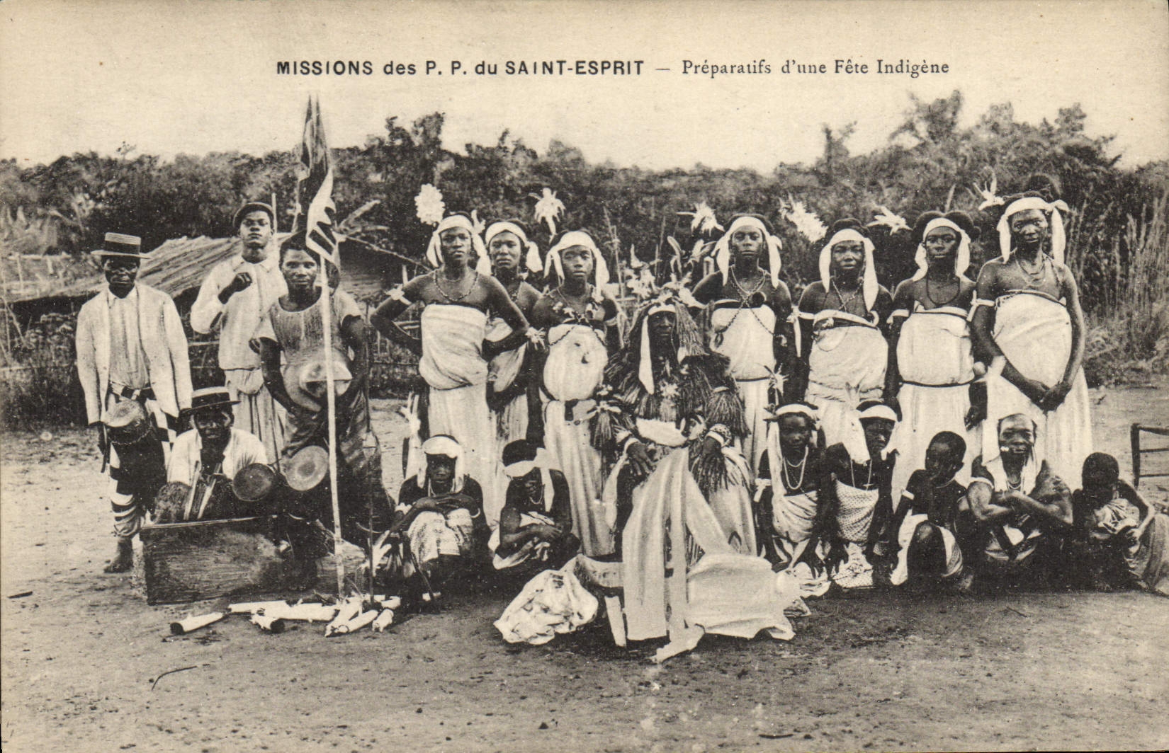 Missions des P.P. du Saint-Esprit — Préparatifs d'une Fête Indigène
