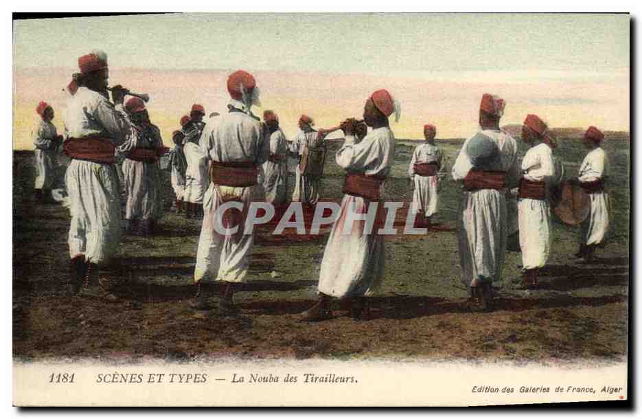 CPA Militaria La Nouba des Tirailleurs 