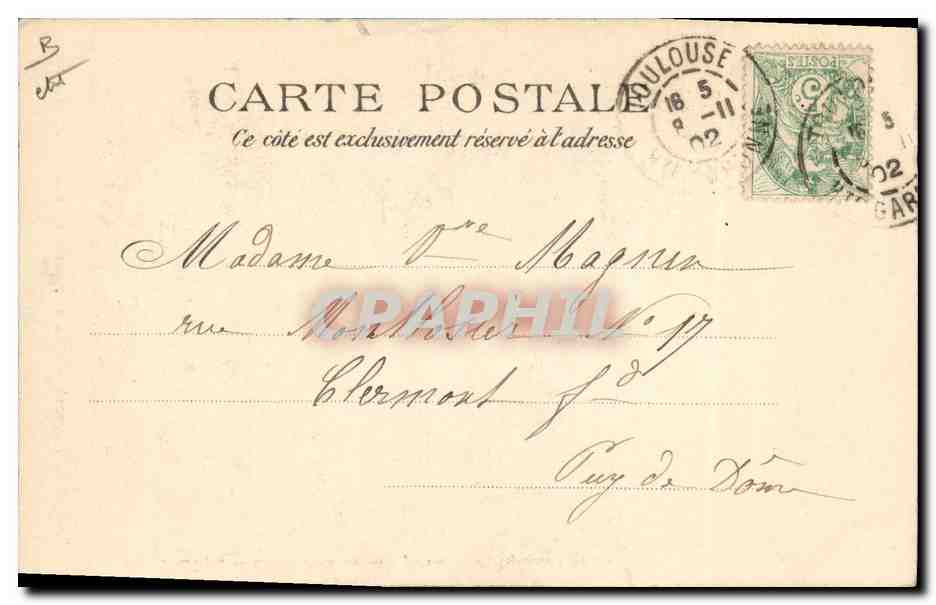 CPA Folklore Cantal Type de fileuse du canton de Salers — Verso