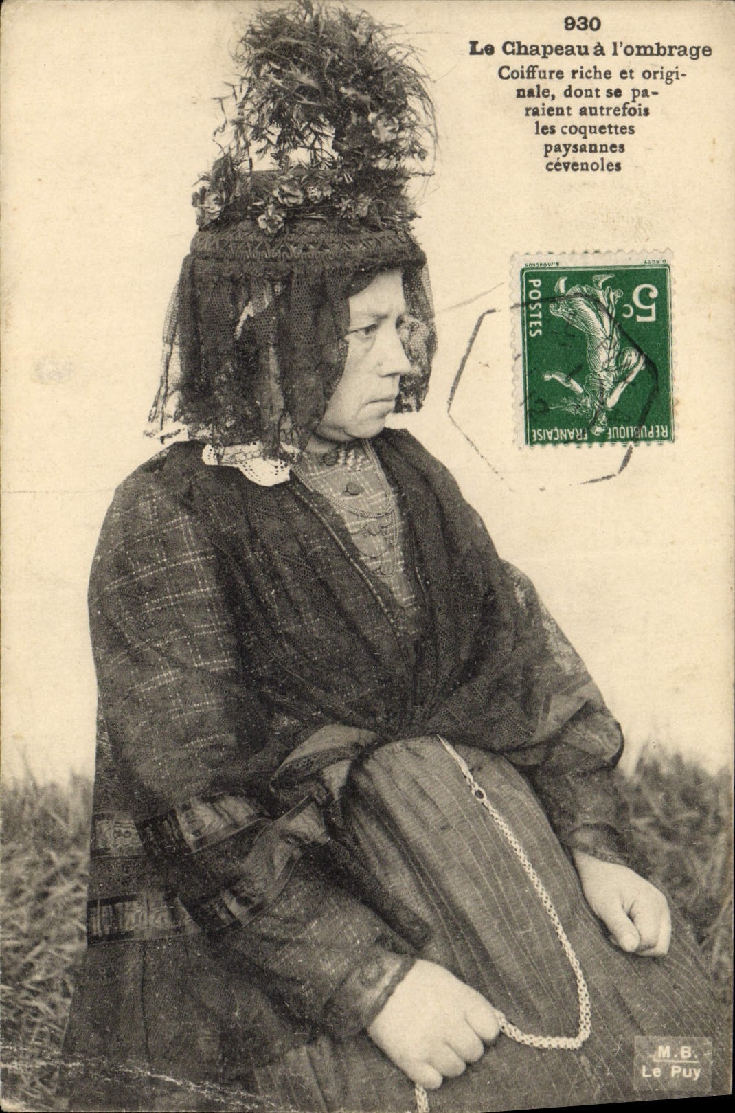 CPA Folklore Le chapeau a ombrage Paysannes cevenoles