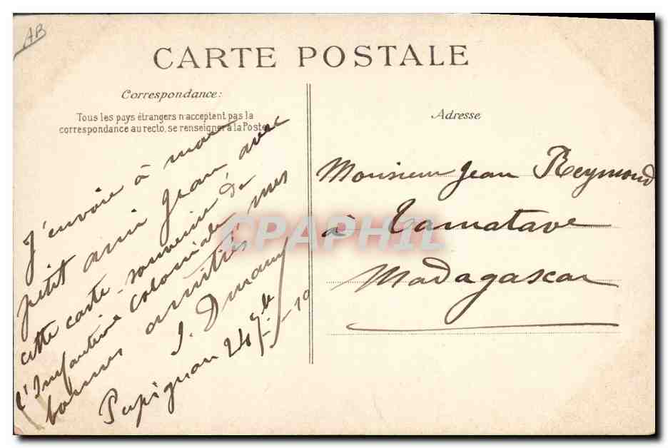 CPA Militaria Revue du 14 Juillet Croix de la legion d'honneur Troupes coloniales — Rückseite