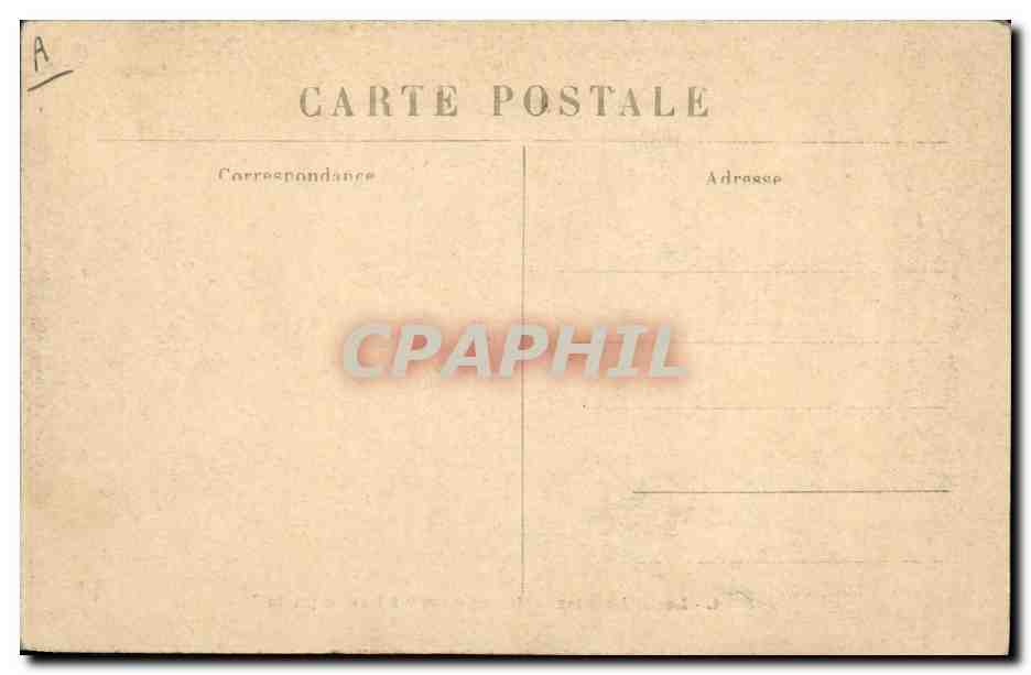 CPA Folklore Les differents coiffures dites a l'Auvergnate — Verso