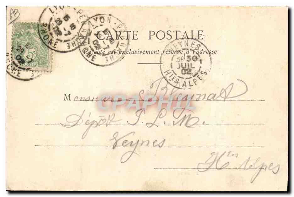 CPA Folklore Auvergne Fileuse — Verso
