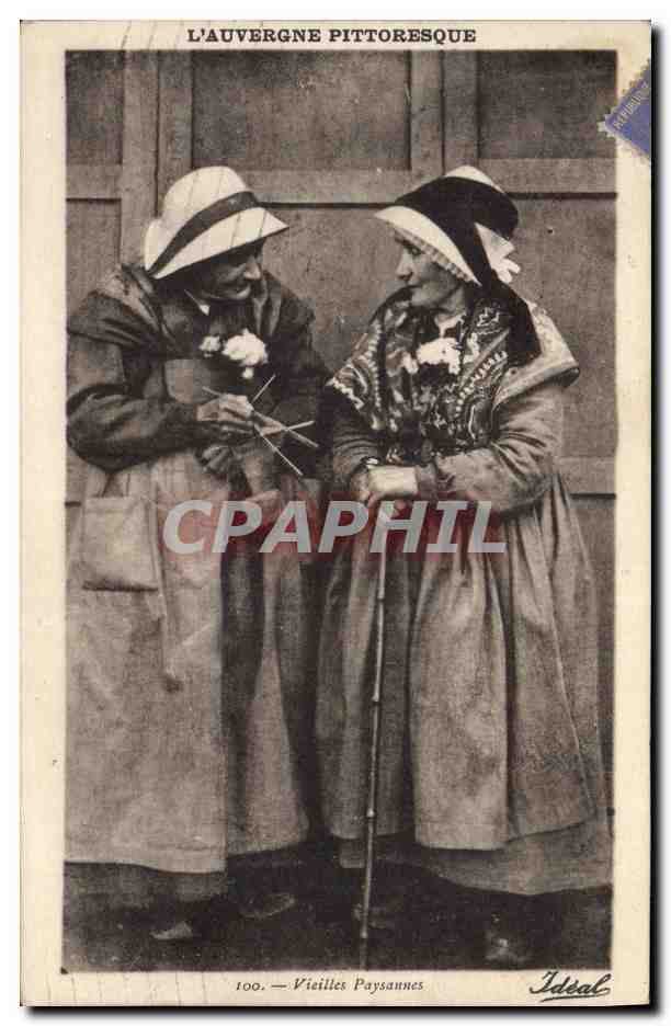 CPA Folklore Auvergne Vieilles paysannes